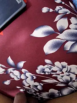 idozyan online show from December 2025 10:42:01 AM