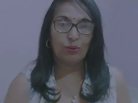 Snapshot of sexy69hotmum chatting on December 2024 02:22:01 PM sexy69hotmum online show from December 2024 02:22:01 PM
