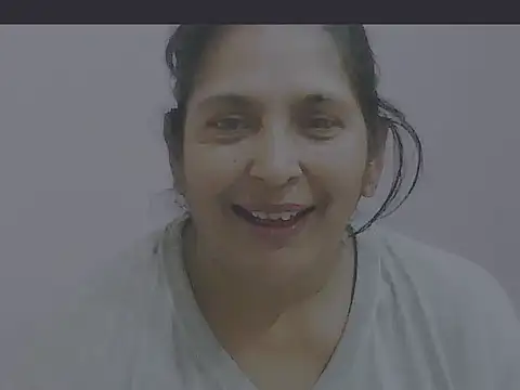 Snapshot of sexy69hotmum chatting on December 2024 10:04:02 AM sexy69hotmum online show from December 2024 10:04:02 AM