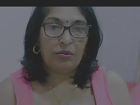 Snapshot of sexy69hotmum chatting on January 2025 01:13:02 PM sexy69hotmum online show from January 2025 01:13:02 PM