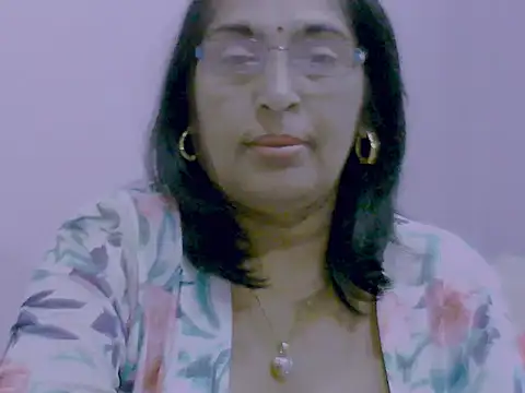 Snapshot of sexy69hotmum chatting on March 2025 01:56:02 PM sexy69hotmum online show from March 2025 01:56:02 PM
