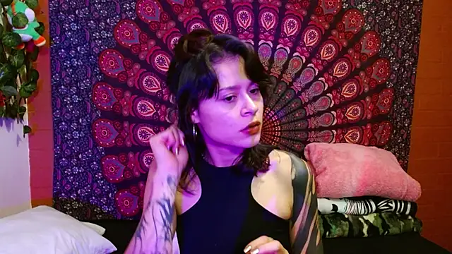 Snapshot of AbbySccott chatting on March 2025 11:12:01 PM AbbySccott online show from March 2025 11:12:01 PM