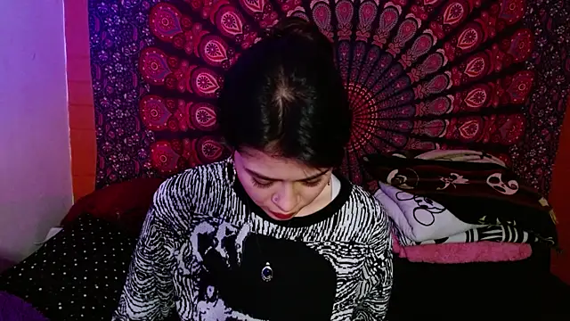 Snapshot of AbbySccott chatting on September 2025 01:51:01 AM AbbySccott online show from September 2025 01:51:01 AM