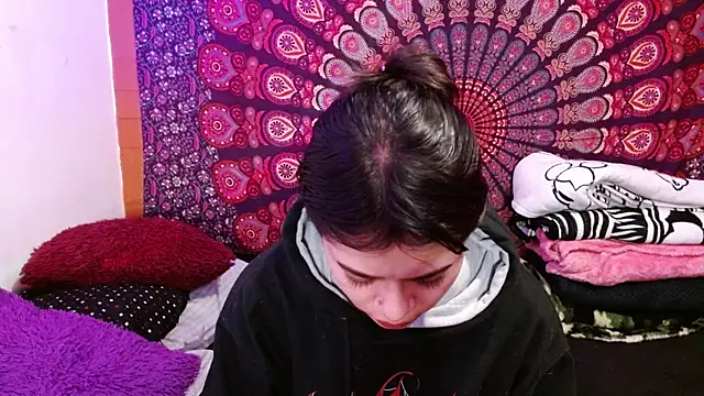 Snapshot of AbbySccott chatting on September 2025 01:10:01 AM AbbySccott online show from September 2025 01:10:01 AM