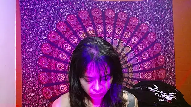 Snapshot of AbbySccott chatting on June 2026 12:11:01 AM AbbySccott online show from June 2026 12:11:01 AM