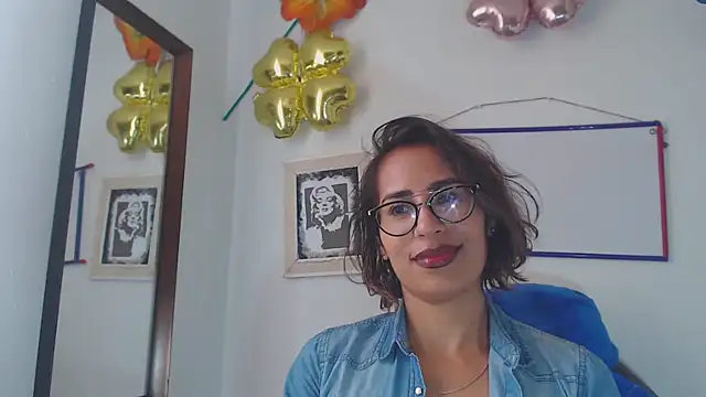 Snapshot of fantasty_nylon chatting on February 2025 08:10:01 PM fantasty nylon online show from February 2025 08:10:01 PM