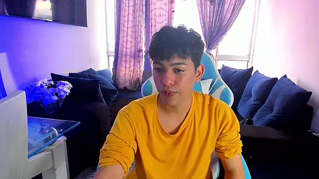 Franco Rizzo  online show from January 2025 07:40:01 PM