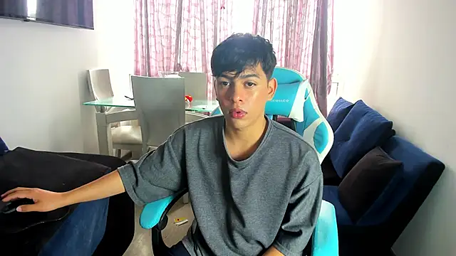 Franco Rizzo  online show from February 2025 07:05:02 PM