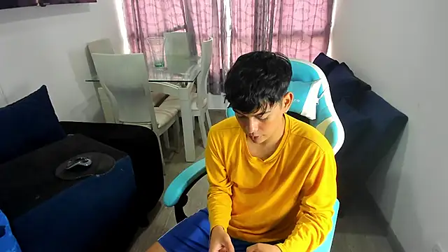 Franco Rizzo  online show from February 2025 08:20:02 PM