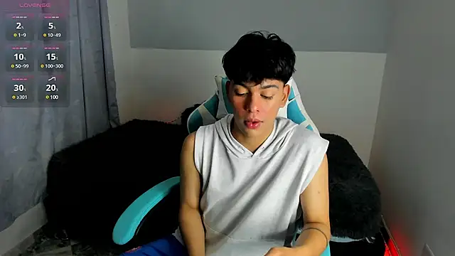 Franco Rizzo  online show from March 2025 08:09:02 PM