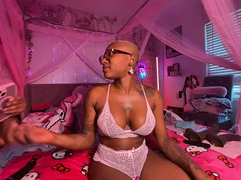 VixenCapri online show from April 2026 03:16:02 PM