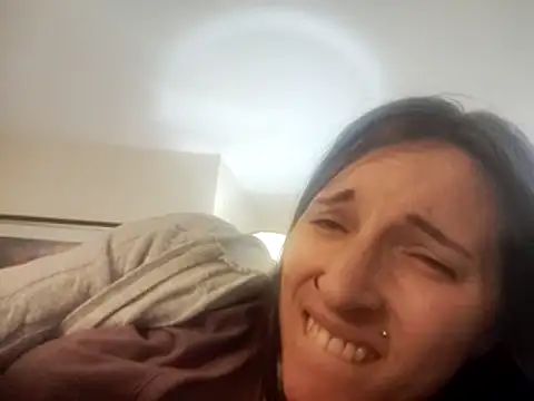 SmokeShow686 online show from March 2026 02:04:02 AM