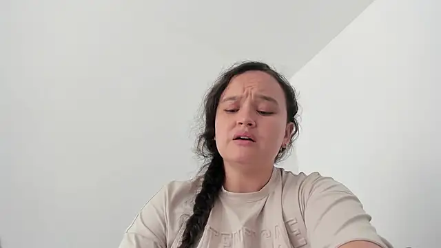 kattypinkk online show from March 2025 05:29:02 PM