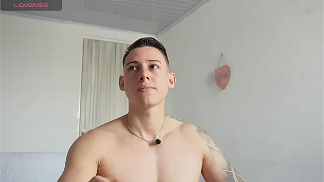 Muscle King Cum online show from April 2026 02:19:02 PM