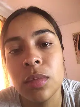 Snapshot of JuanaSimons chatting on January 2026 08:01:02 PM JuanaSimons online show from January 2026 08:01:02 PM