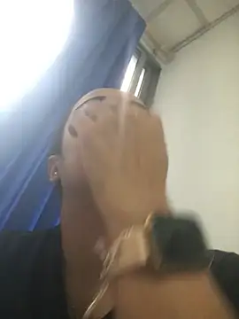 Snapshot of JuanaSimons chatting on February 2026 09:51:02 PM JuanaSimons online show from February 2026 09:51:02 PM