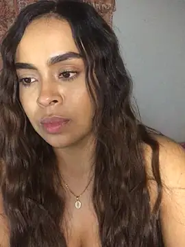 Snapshot of JuanaSimons chatting on March 2026 02:28:02 AM JuanaSimons online show from March 2026 02:28:02 AM