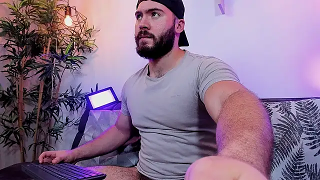 SebastianVilla  online show from June 2026 11:04:02 PM