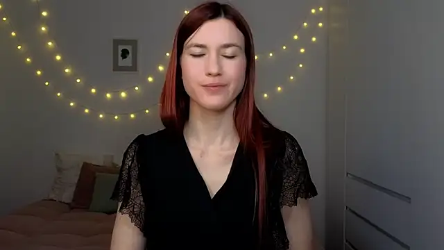 AliciaNewell online show from April 2026 03:53:01 PM