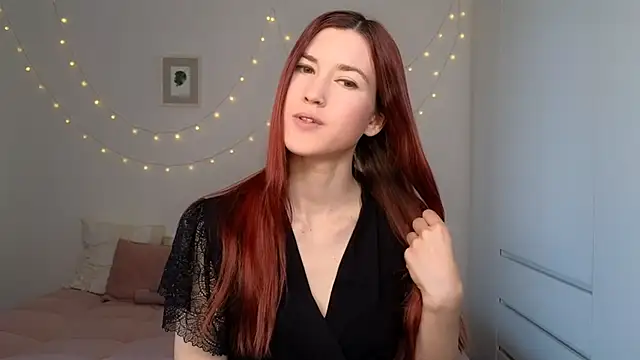 AliciaNewell online show from April 2026 07:28:02 AM