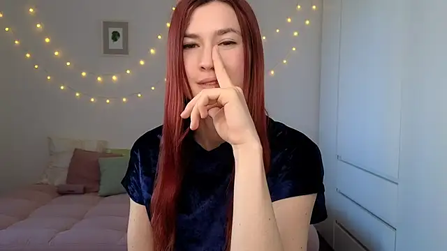 AliciaNewell online show from April 2026 05:14:02 AM