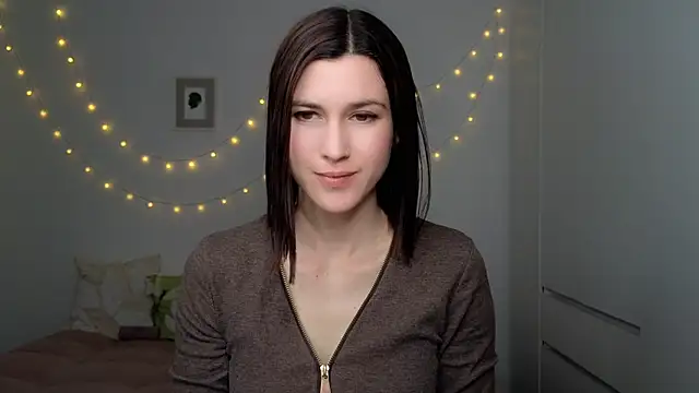AliciaNewell online show from May 2026 05:10:02 PM