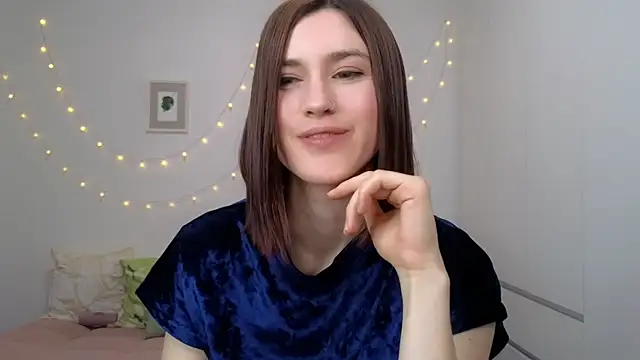 AliciaNewell online show from June 2026 04:43:02 AM