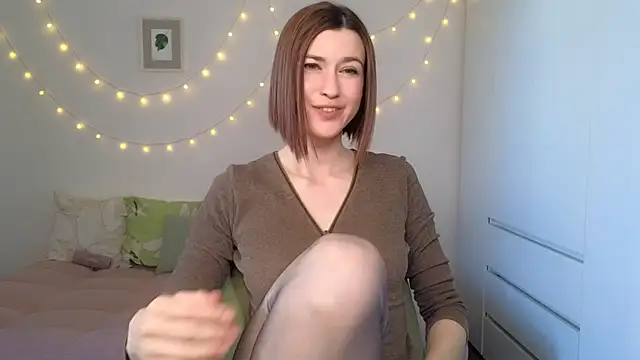 AliciaNewell online show from June 2026 04:32:02 AM
