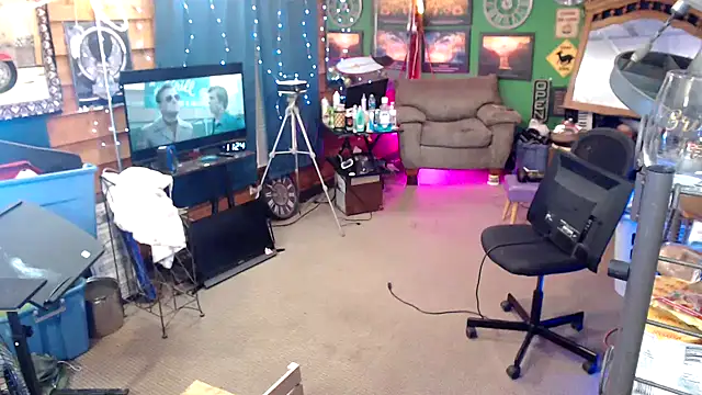 Snapshot of Brooke-lynn chatting on January 2025 04:28:02 AM Brooke-lynn online show from January 2025 04:28:02 AM