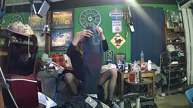 Snapshot of Brooke-lynn chatting on February 2025 07:41:01 AM Brooke-lynn online show from February 2025 07:41:01 AM