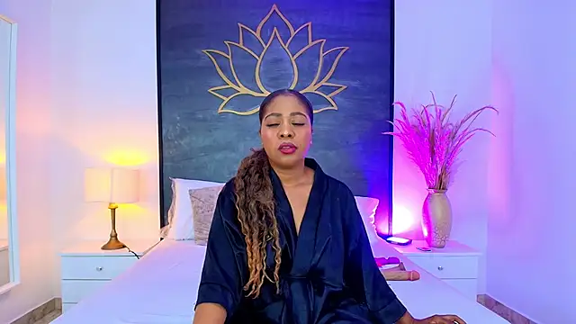 AlisonTravis online show from April 2026 03:26:02 AM