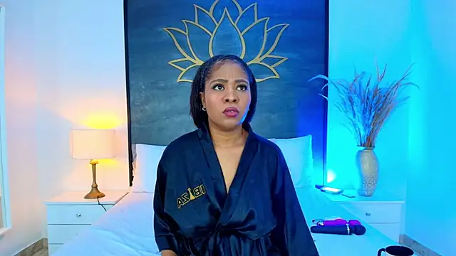 AlisonTravis online show from May 2026 03:12:01 AM