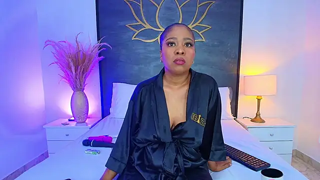 AlisonTravis online show from June 2026 03:53:02 AM