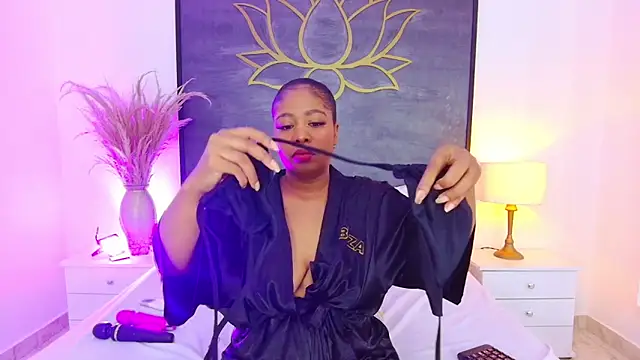 AlisonTravis online show from June 2026 04:06:02 AM