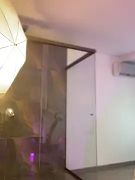 Emilia Bakerr online show from December 2024 07:00:01 PM