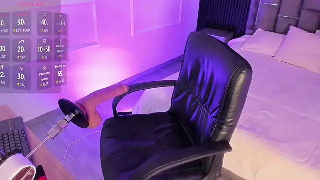 Snapshot of MrsFoucher chatting on March 2026 09:10:01 PM MrsFoucher online show from March 2026 09:10:01 PM