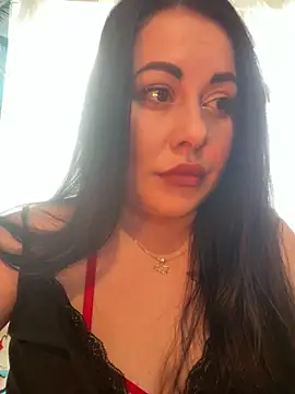 Snapshot of DaisyStreet chatting on March 2026 09:04:01 AM DaisyStreet online show from March 2026 09:04:01 AM