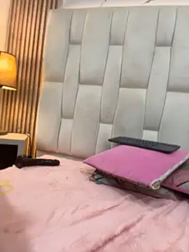 Hannagarces online show from May 2026 02:45:01 PM