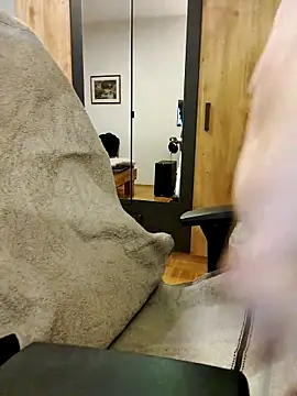 noidentiti online show from November 2025 11:49:02 PM