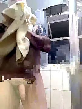 TrainedFinder5 online show from October 2025 11:46:02 PM