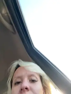 LikaCat online show from September 2025 02:04:02 AM