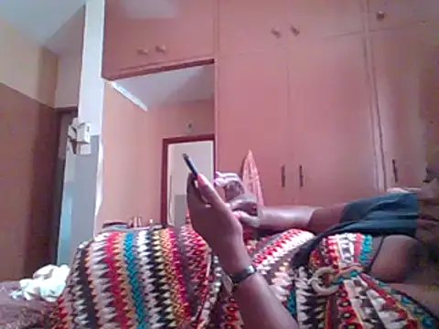 Snapshot of Shaz_brown chatting on December 2024 11:39:02 AM Shaz brown online show from December 2024 11:39:02 AM
