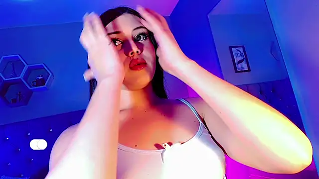 Snapshot of Ashlycuute chatting on December 2024 09:38:02 PM Ashlycuute online show from December 2024 09:38:02 PM