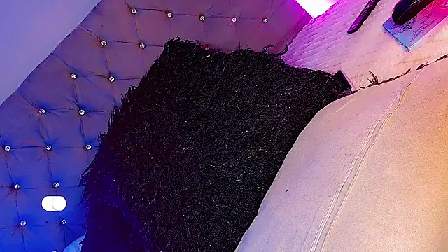 Snapshot of Ashlycuute chatting on December 2024 12:41:01 AM Ashlycuute online show from December 2024 12:41:01 AM