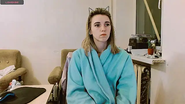 Snapshot of RosaJil chatting on March 2025 05:17:02 PM RosaJil online show from March 2025 05:17:02 PM