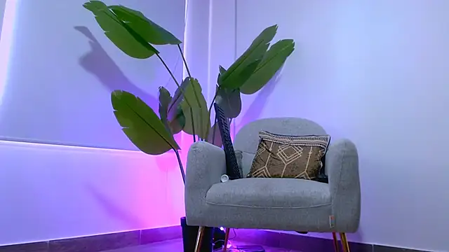 Sara ow online show from February 2026 07:47:02 PM