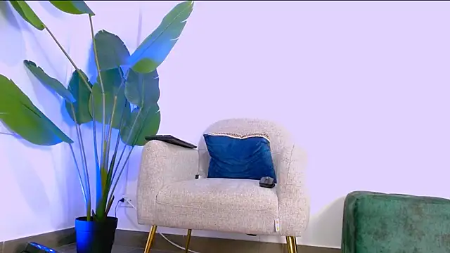 Sara ow online show from May 2026 07:19:02 PM