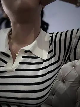 Snapshot of MarianaBenz chatting on January 2025 08:21:01 PM MarianaBenz online show from January 2025 08:21:01 PM