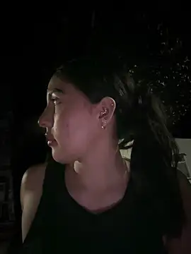 Snapshot of MarianaBenz chatting on February 2025 02:58:01 AM MarianaBenz online show from February 2025 02:58:01 AM