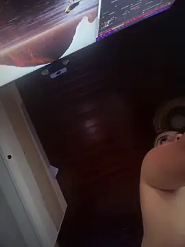 Snapshot of MarianaBenz chatting on October 2025 11:25:02 PM MarianaBenz online show from October 2025 11:25:02 PM